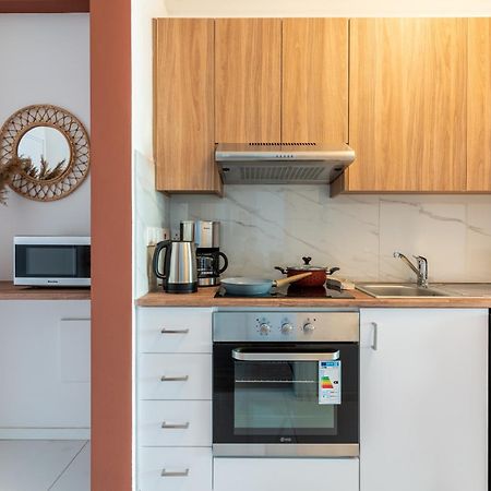 Arion 1-Bedroom Apartment In Larnaca Exteriör bild