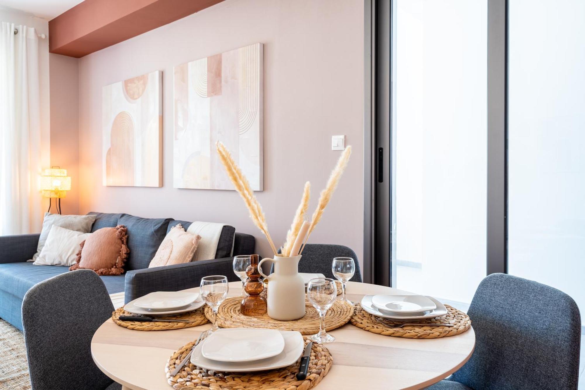 Arion 1-Bedroom Apartment In Larnaca Exteriör bild