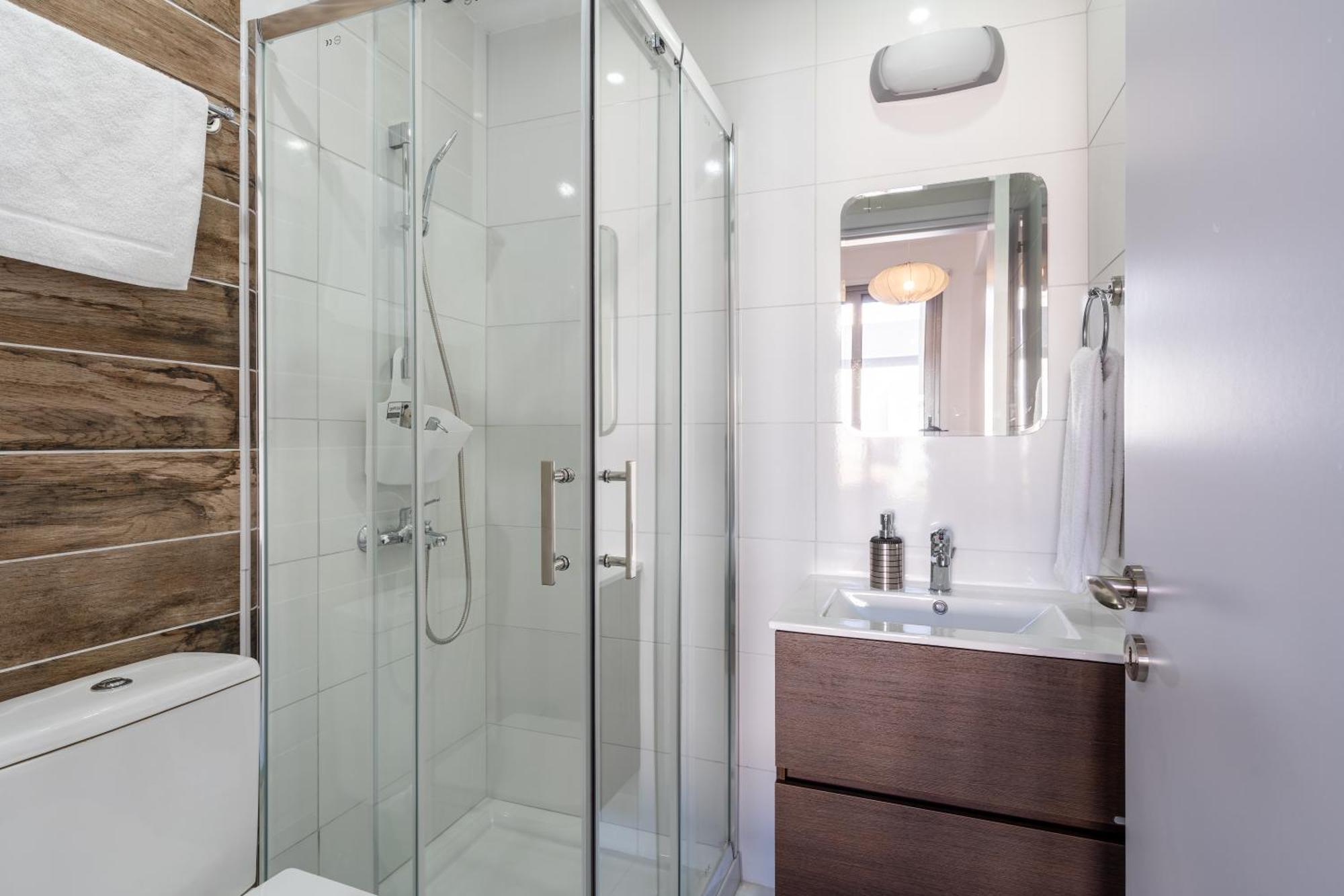 Arion 1-Bedroom Apartment In Larnaca Exteriör bild